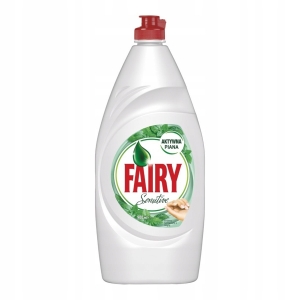 Płyn do mycia naczyń Fairy Sensitive drzewo herbaciane z miętą 0,9 l