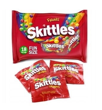 Skittles draże gumy owocowe 18x18g 324g.JPG